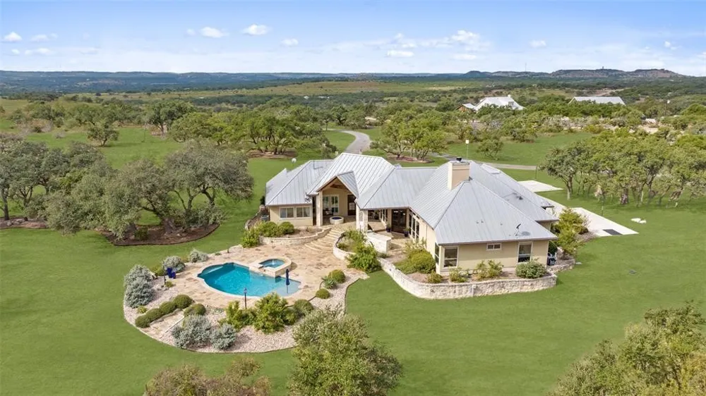 1900 Byrd Ranch Road Johnson City, TX 78636