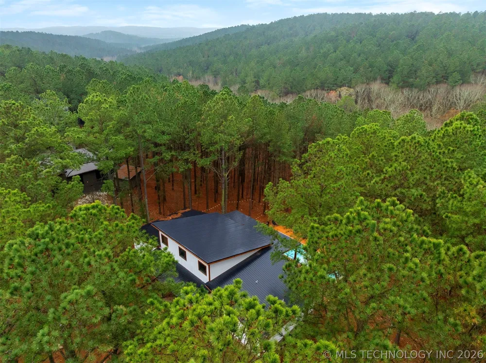 2057 Pine Hills Broken Bow, OK 74728