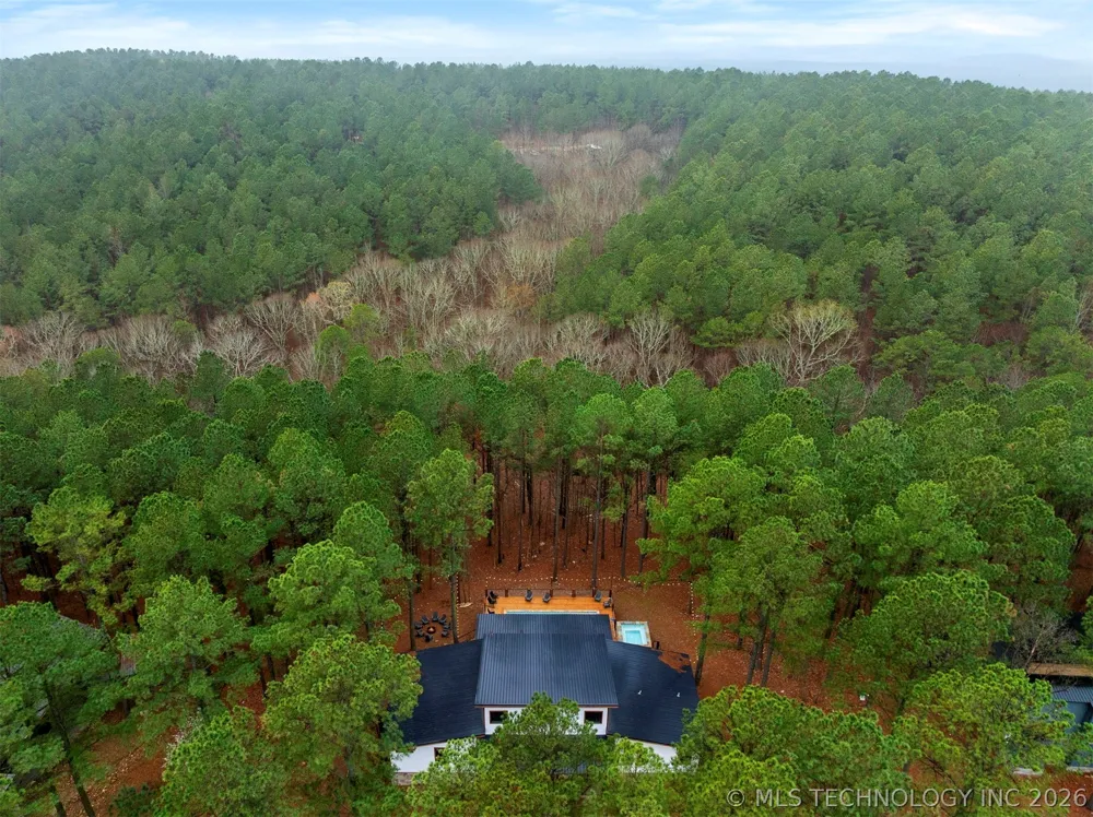 2057 Pine Hills Broken Bow, OK 74728