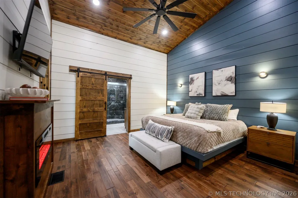 2057 Pine Hills Broken Bow, OK 74728