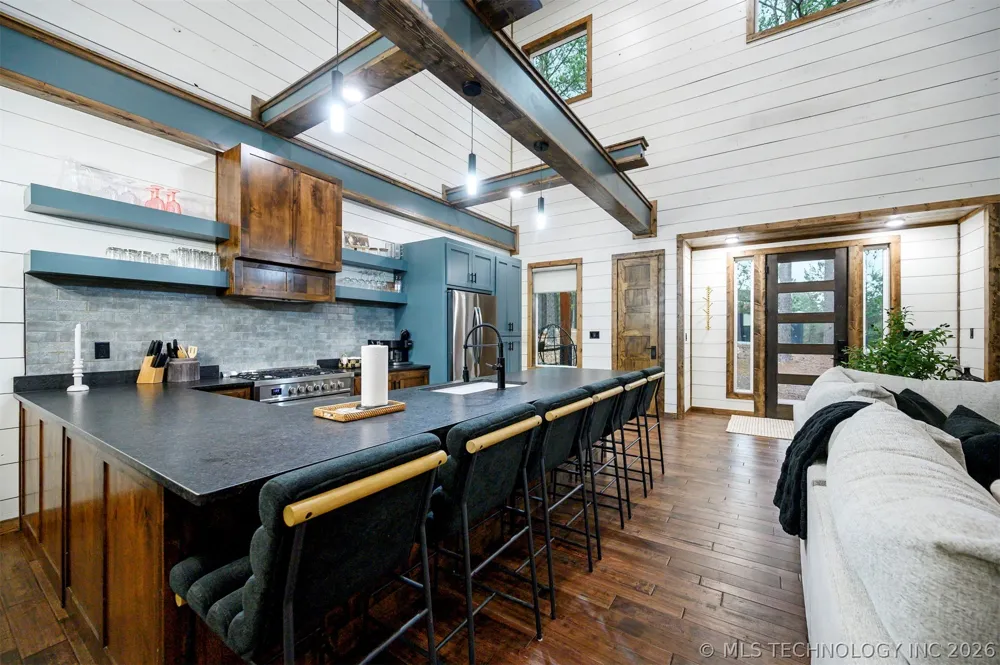 2057 Pine Hills Broken Bow, OK 74728