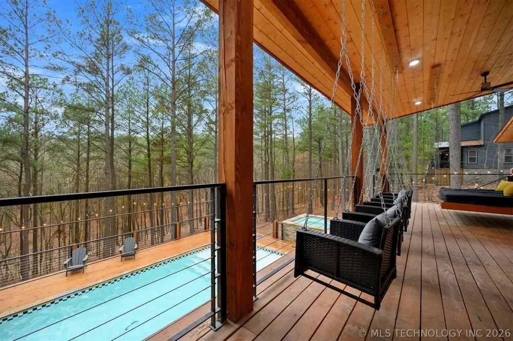 2057 Pine Hills Broken Bow, OK 74728