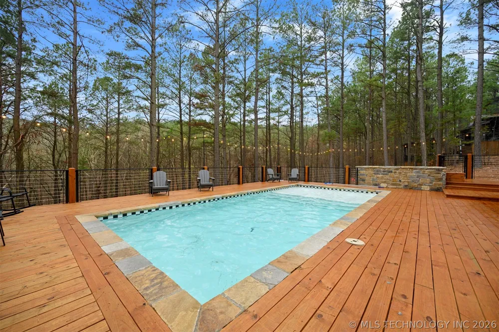 2057 Pine Hills Broken Bow, OK 74728