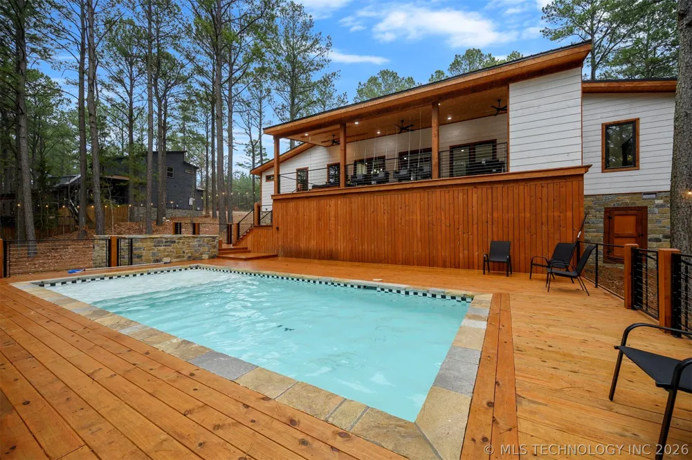 2057 Pine Hills Broken Bow, OK 74728