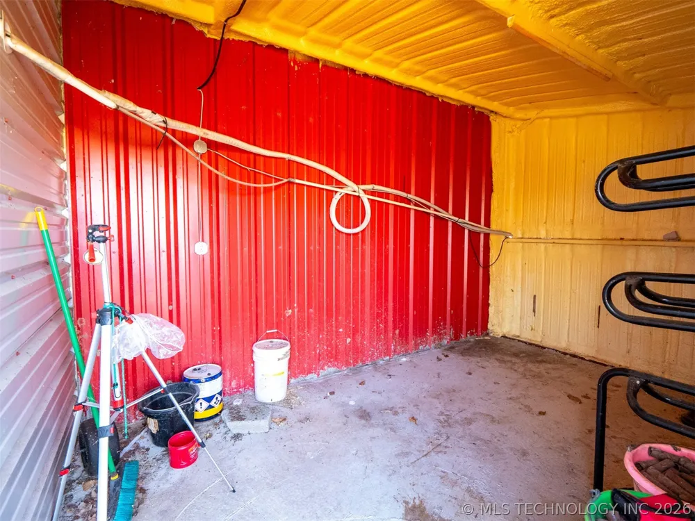 4321 S Bentley Road Atoka, OK 74525