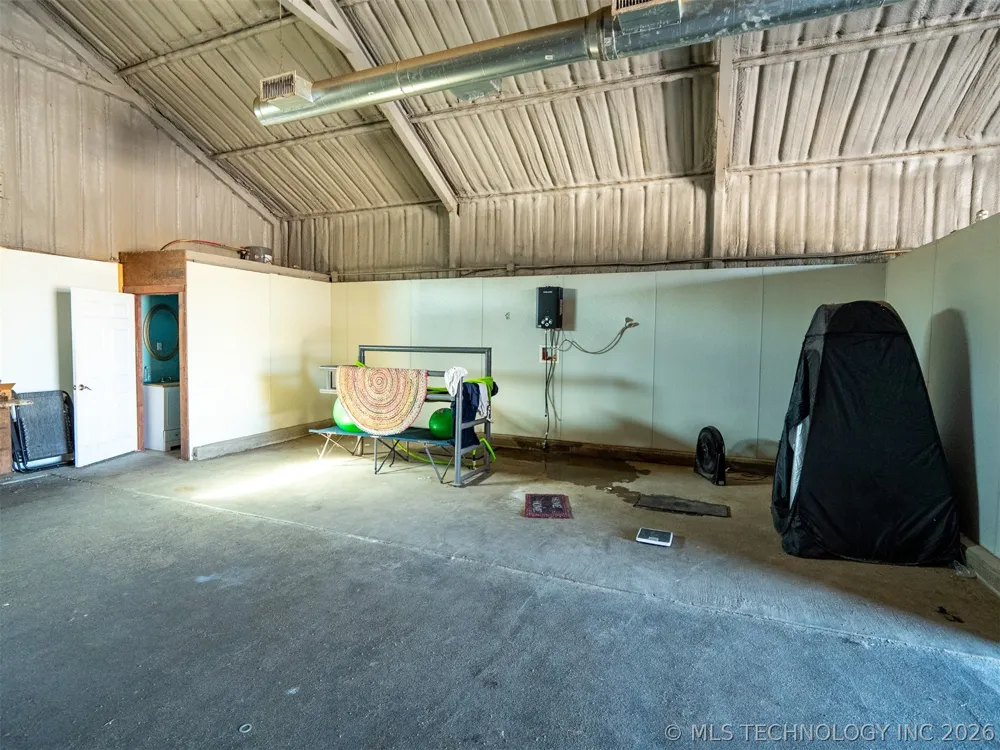 4321 S Bentley Road Atoka, OK 74525