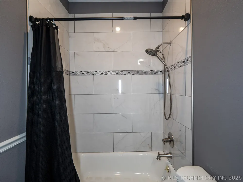 4321 S Bentley Road Atoka, OK 74525