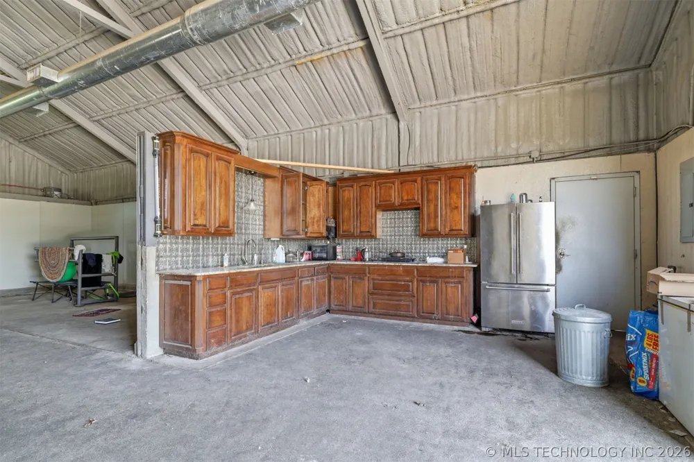 4321 S Bentley Road Atoka, OK 74525