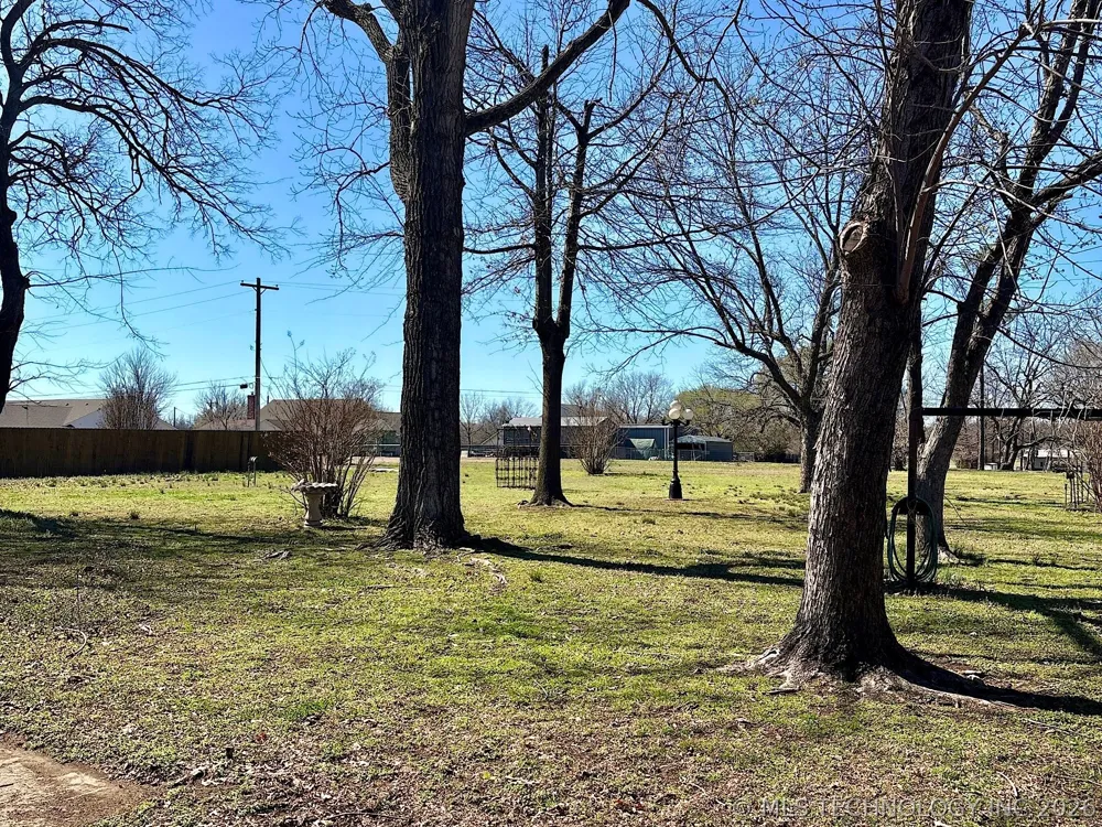 1007 S Wilson Avenue Cushing, OK 74023