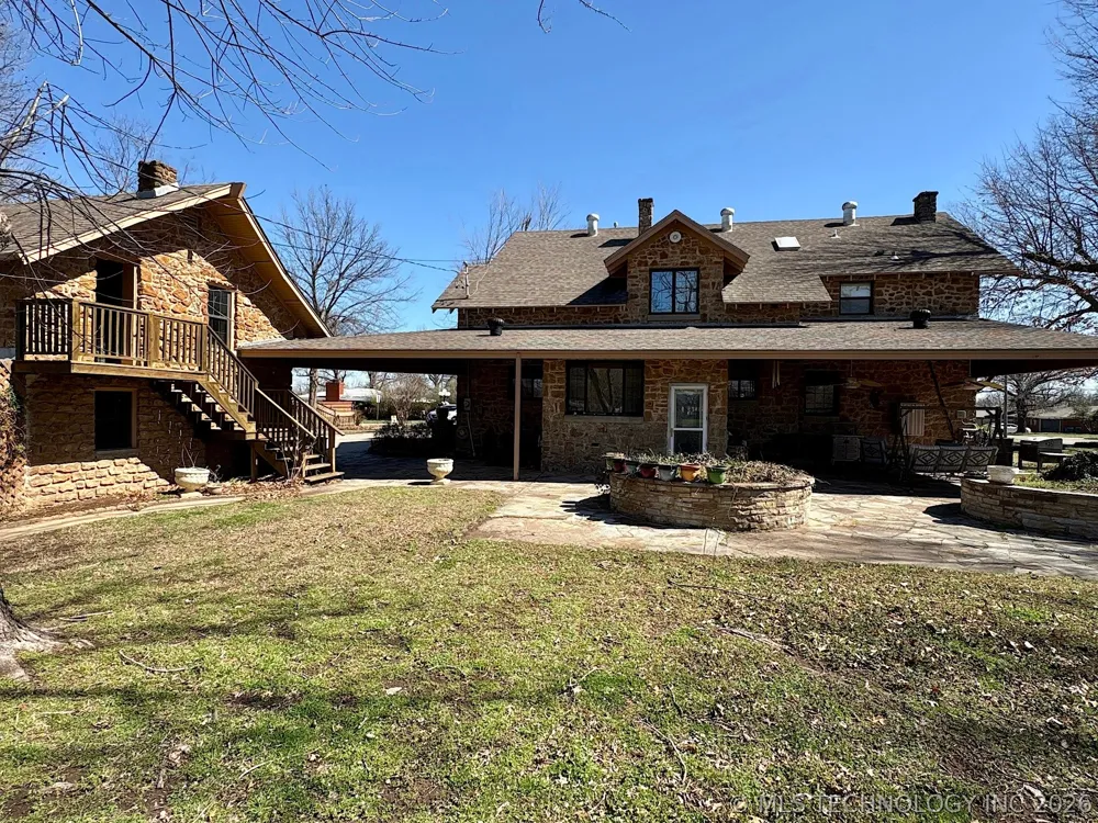 1007 S Wilson Avenue Cushing, OK 74023