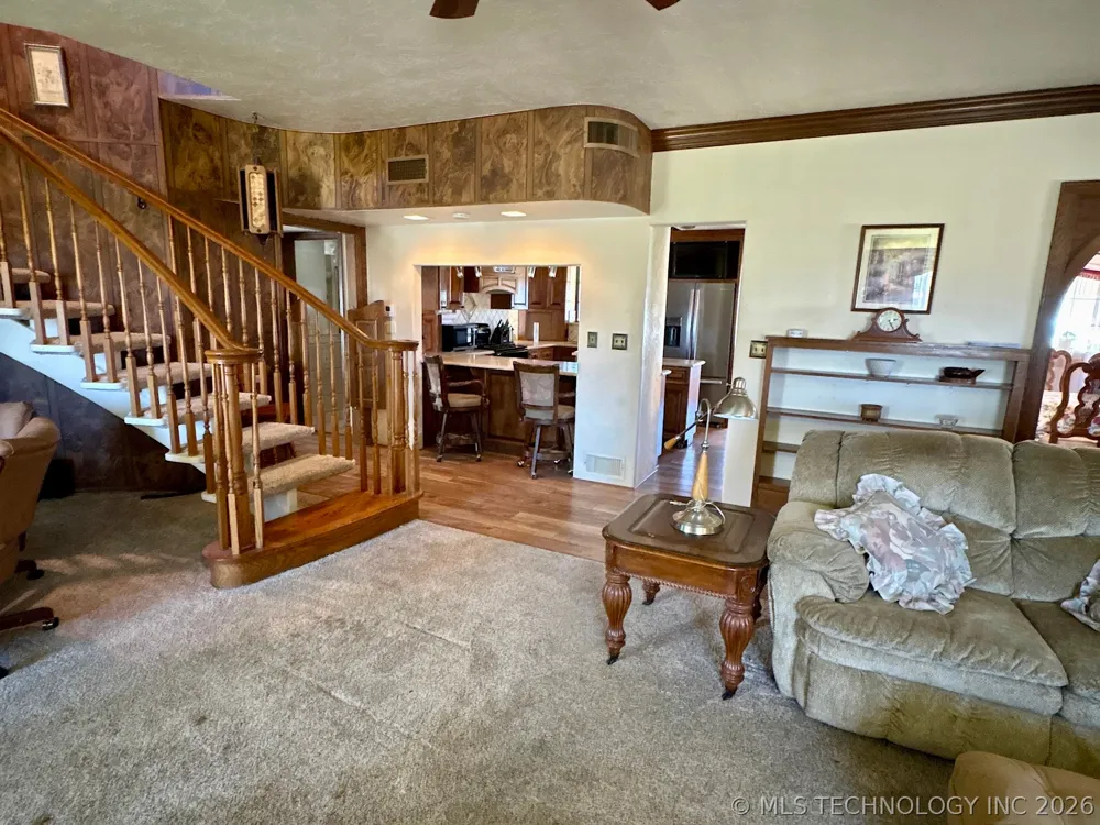 1007 S Wilson Avenue Cushing, OK 74023