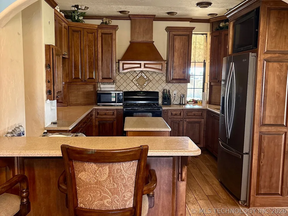 1007 S Wilson Avenue Cushing, OK 74023