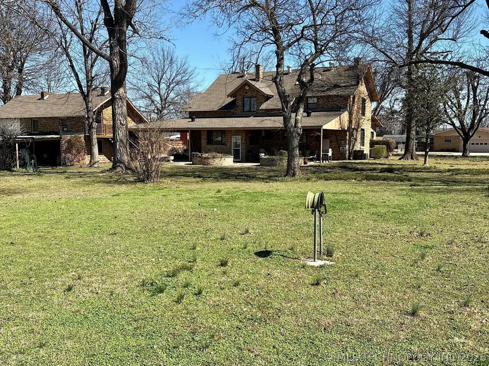 1007 S Wilson Avenue Cushing, OK 74023