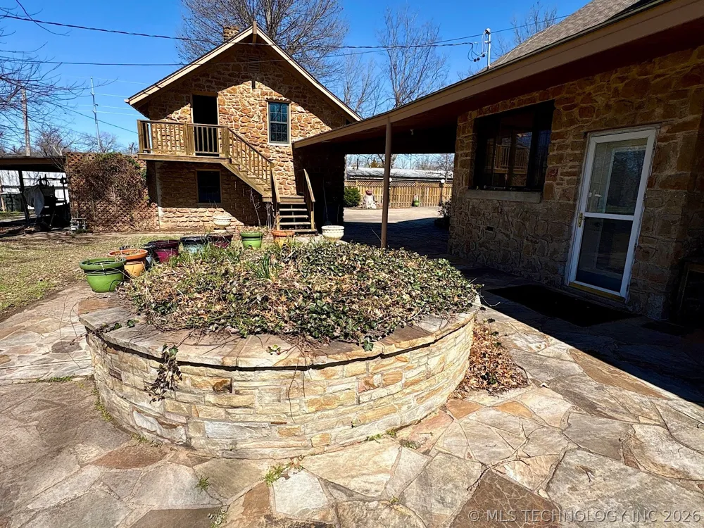 1007 S Wilson Avenue Cushing, OK 74023