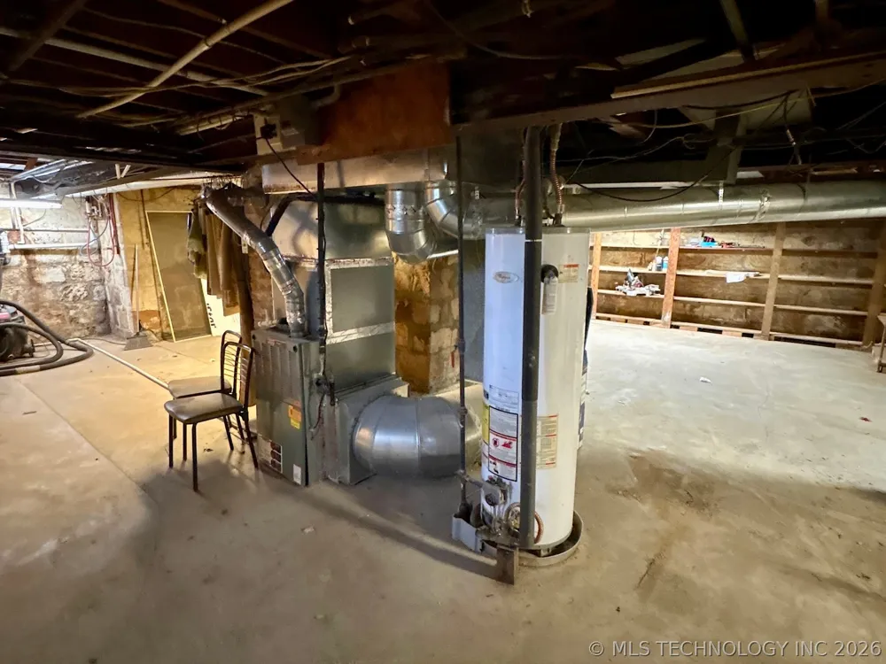 1007 S Wilson Avenue Cushing, OK 74023