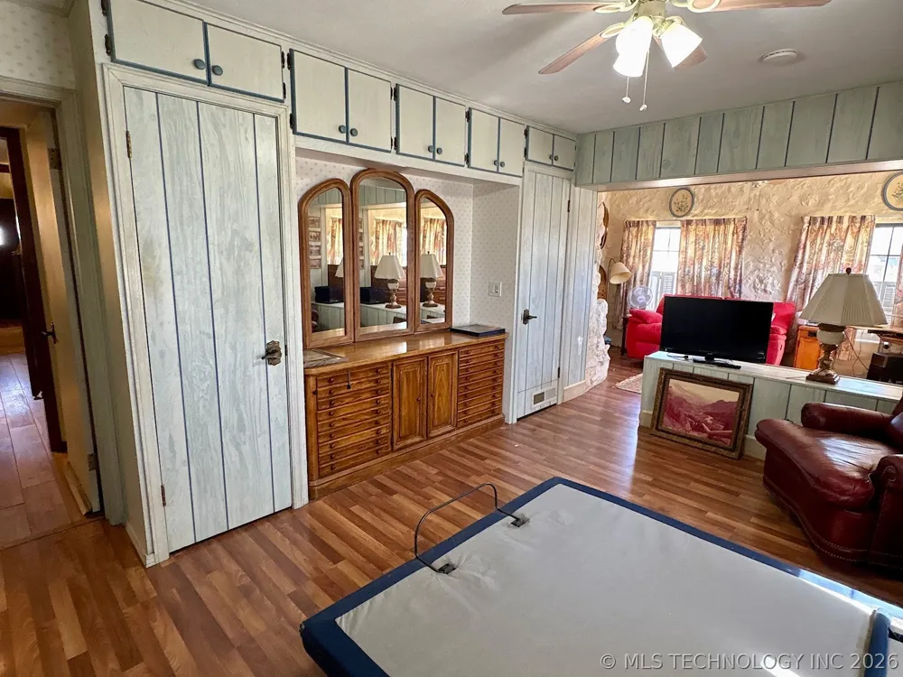 1007 S Wilson Avenue Cushing, OK 74023