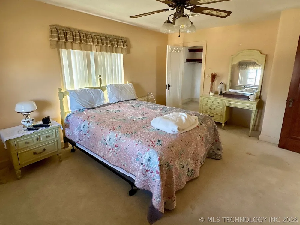 1007 S Wilson Avenue Cushing, OK 74023