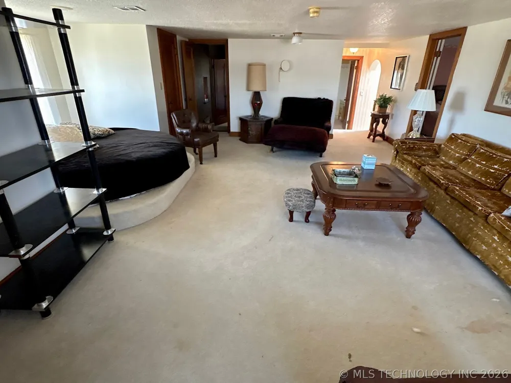 1007 S Wilson Avenue Cushing, OK 74023