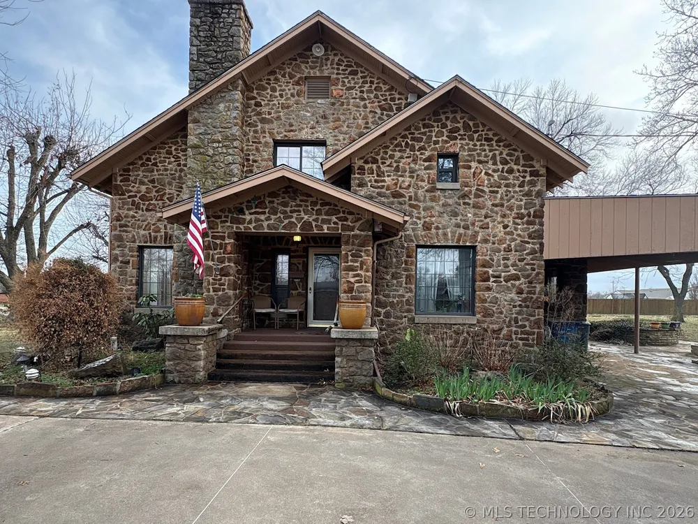 1007 S Wilson Avenue Cushing, OK 74023