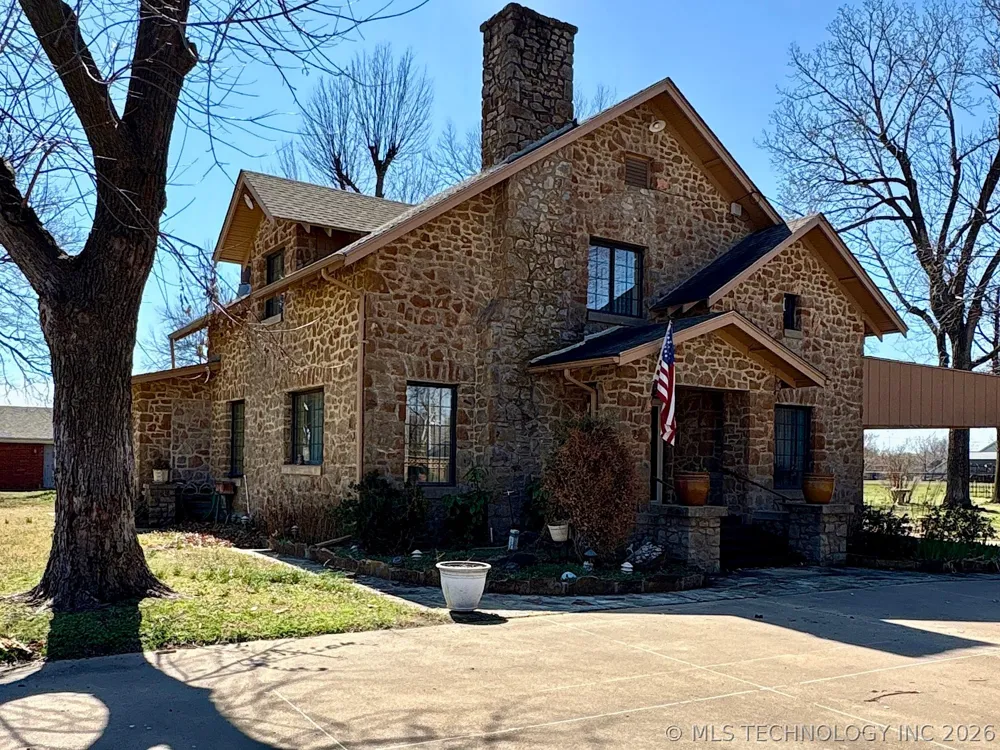 1007 S Wilson Avenue Cushing, OK 74023