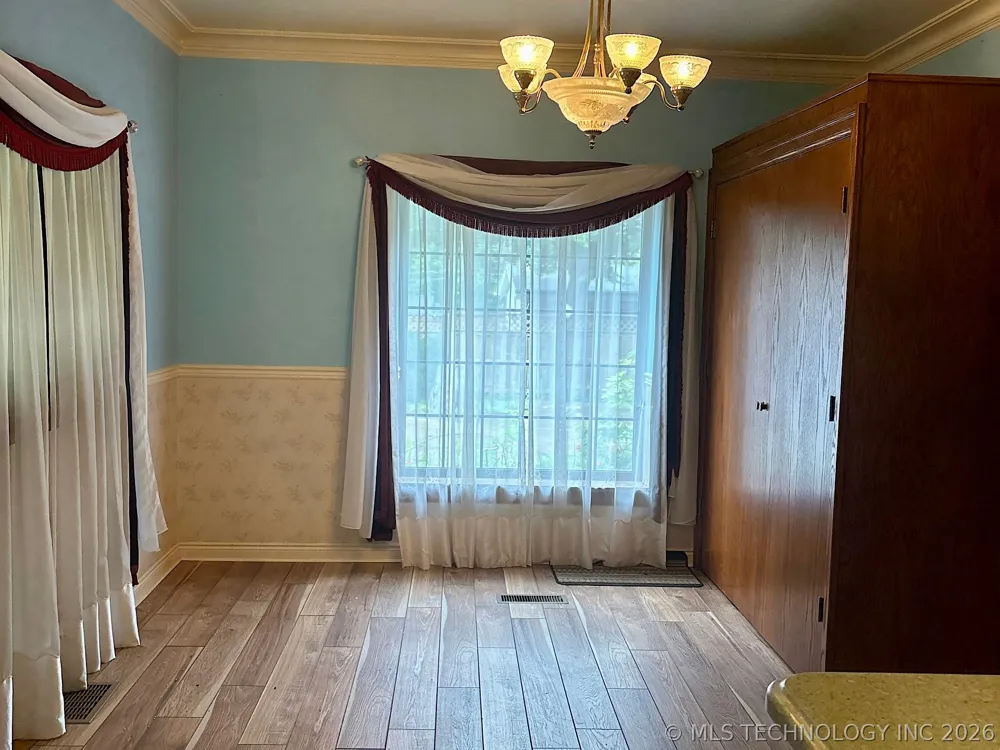 1007 S Wilson Avenue Cushing, OK 74023