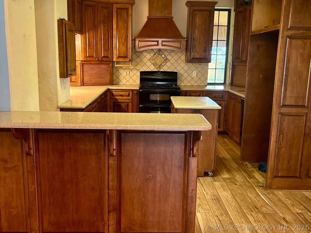 1007 S Wilson Avenue Cushing, OK 74023
