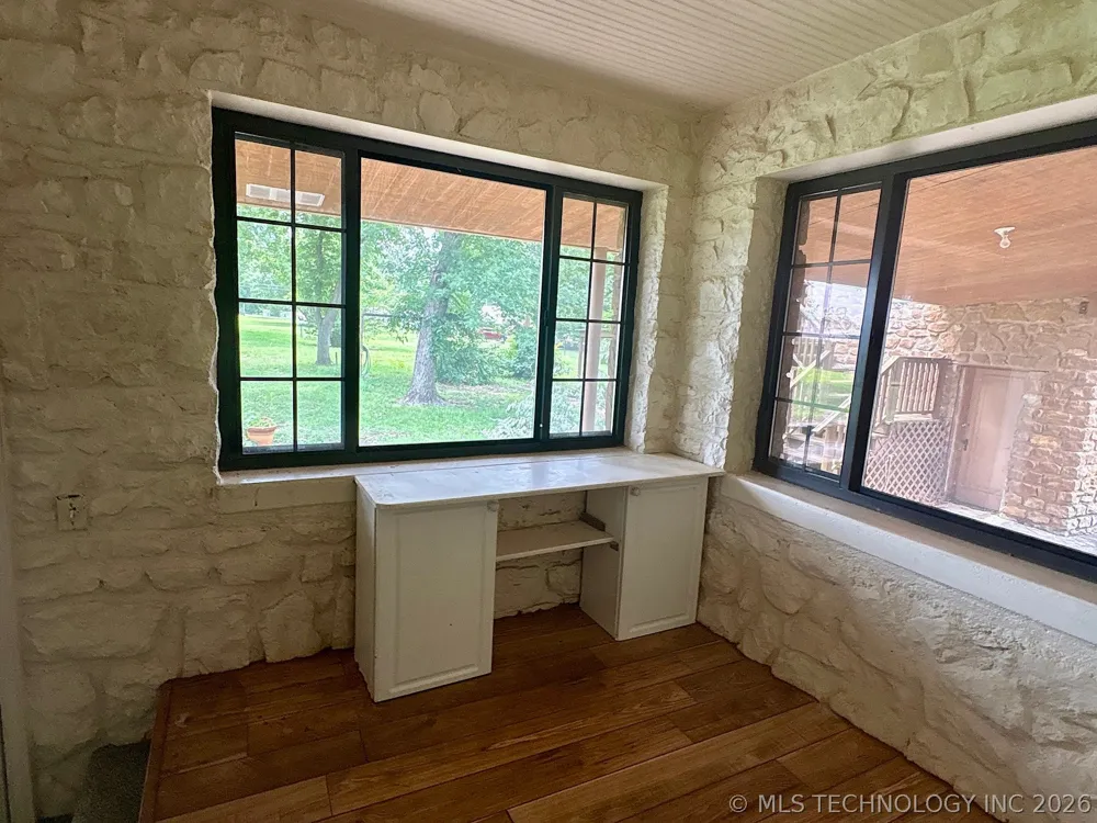 1007 S Wilson Avenue Cushing, OK 74023