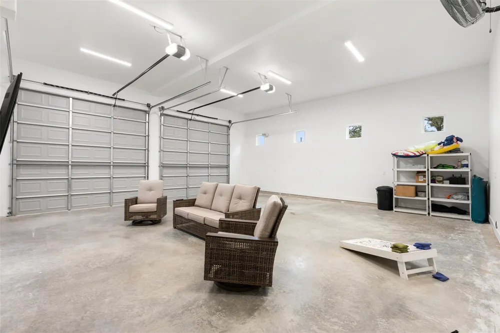 3160 Lakeview Drive Canyon Lake, TX 78133