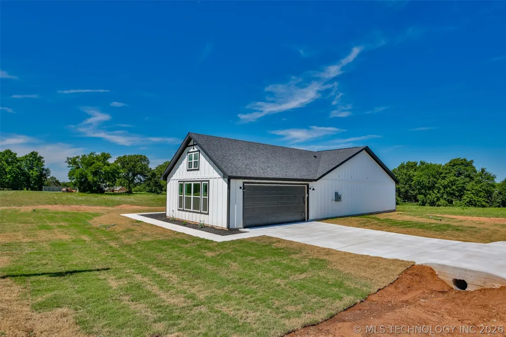 1 Diamondhead Drive Burneyville, OK 73430