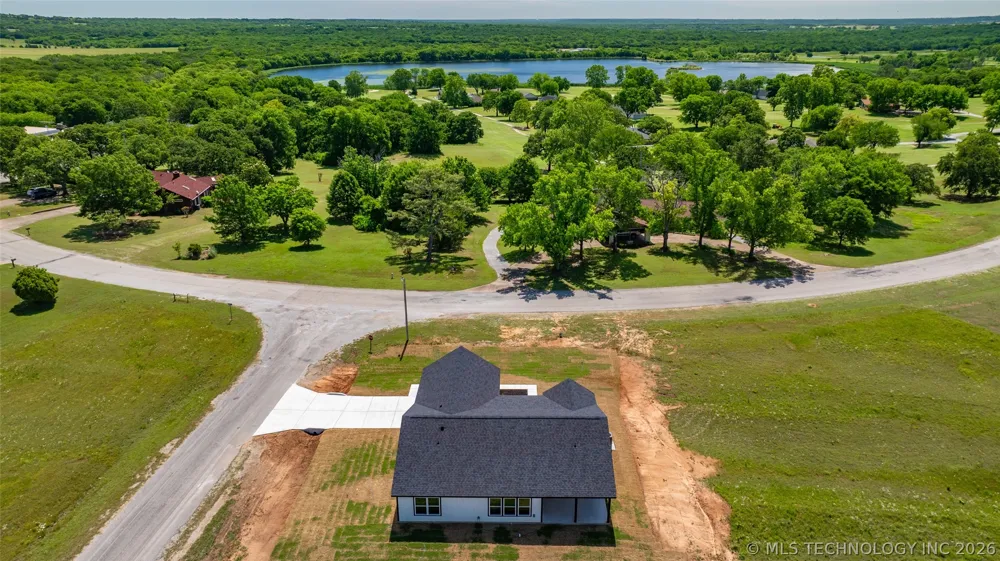1 Diamondhead Drive Burneyville, OK 73430