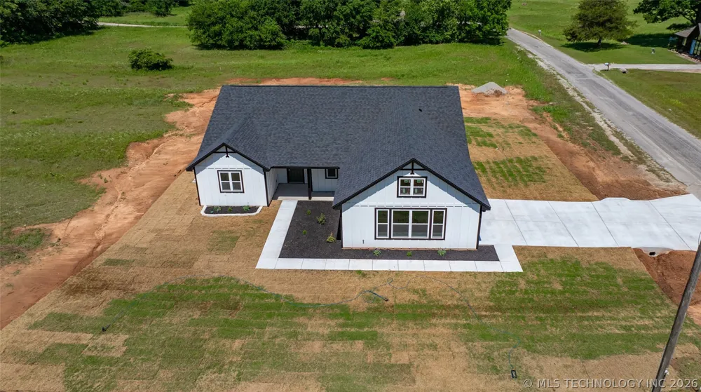 1 Diamondhead Drive Burneyville, OK 73430