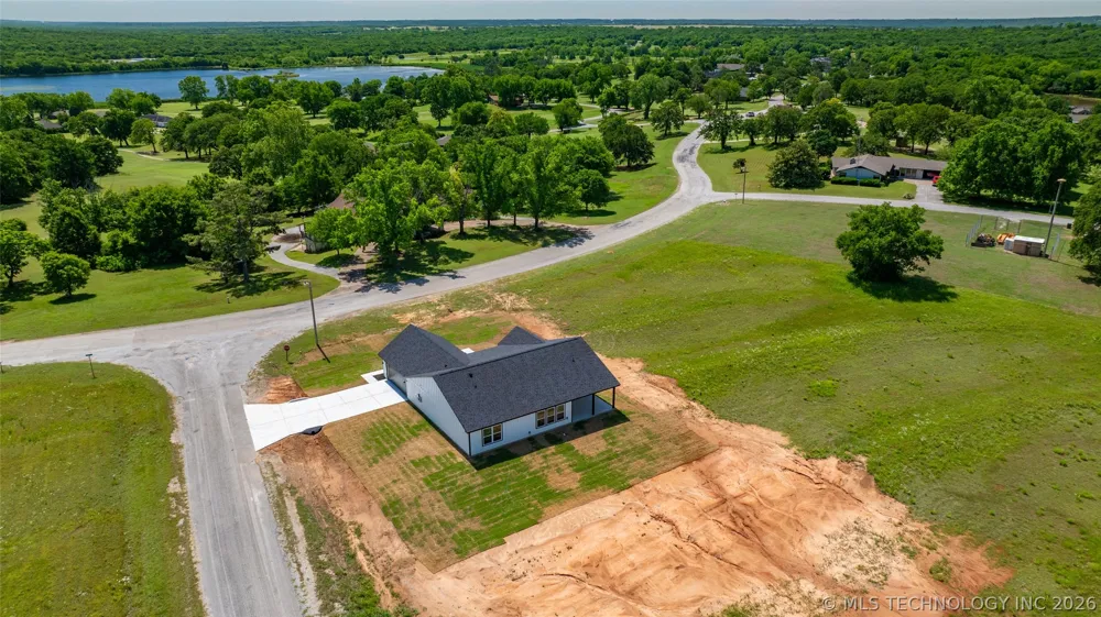 1 Diamondhead Drive Burneyville, OK 73430