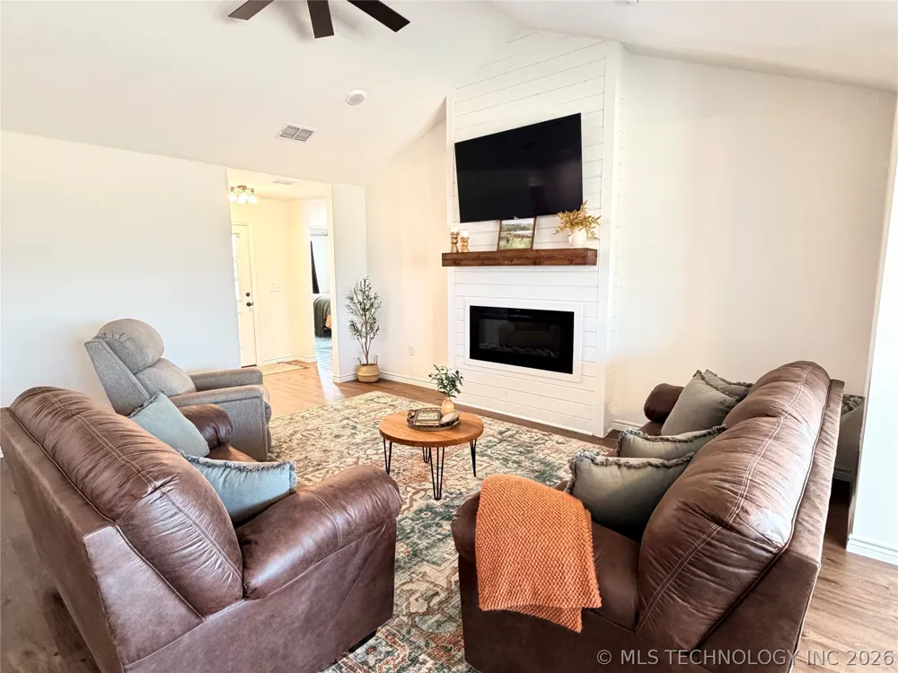 1 Diamondhead Drive Burneyville, OK 73430