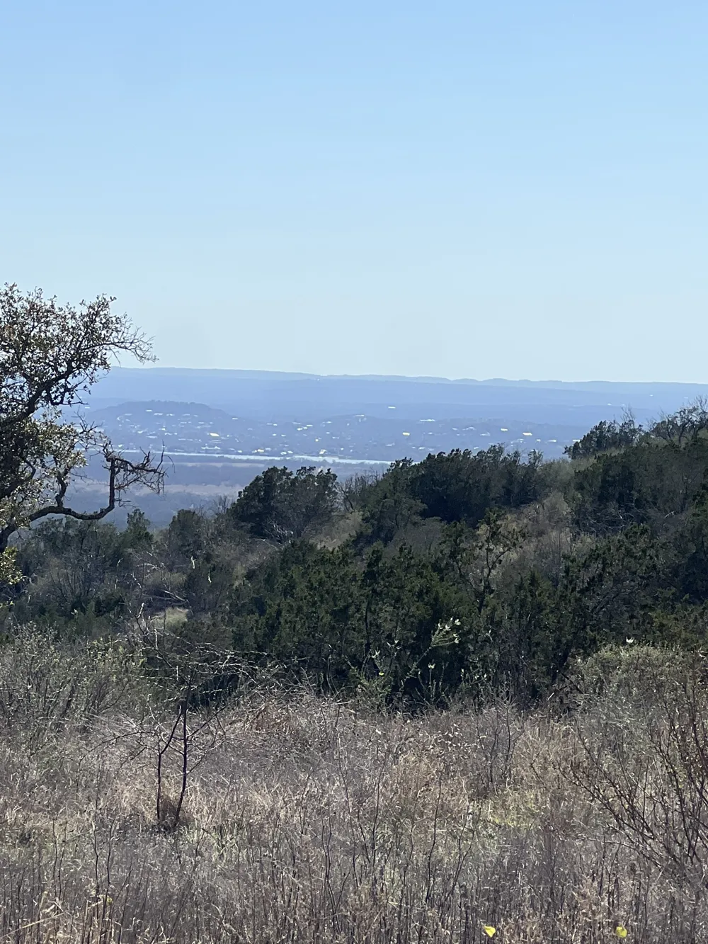25 Southview Court Kingsland, TX 78639