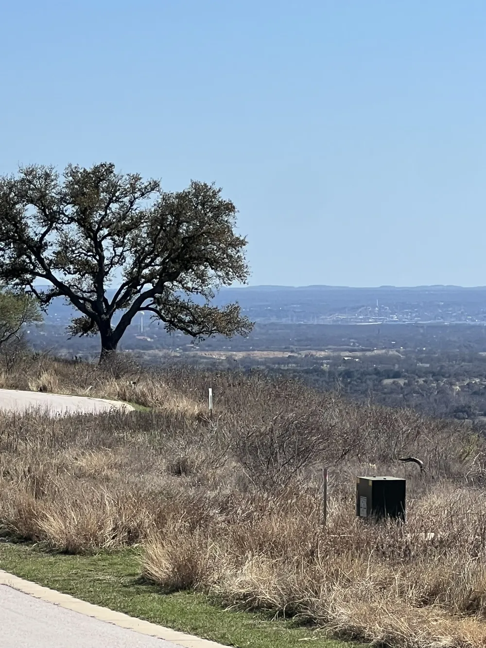25 Southview Court Kingsland, TX 78639
