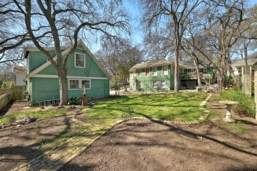 2007 Sharon Lane Austin, TX 78703
