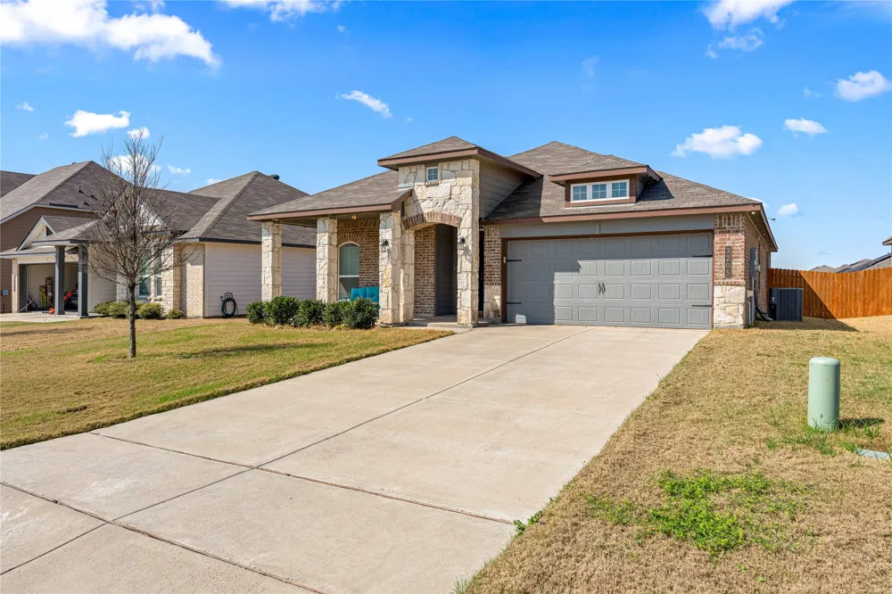 3205 Zabel Drive Lorena, TX 76655