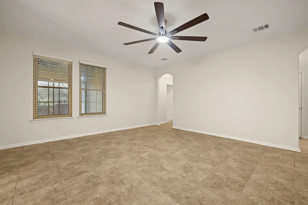 18905 Shallow Pond Trail Pflugerville, TX 78660