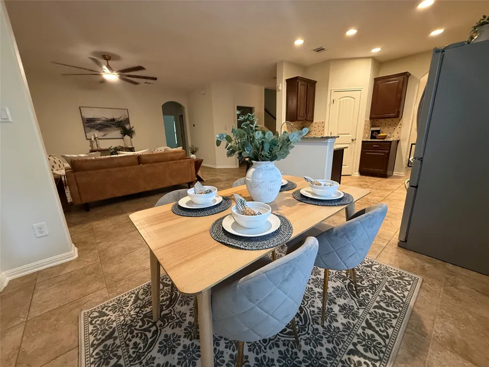 18905 Shallow Pond Trail Pflugerville, TX 78660