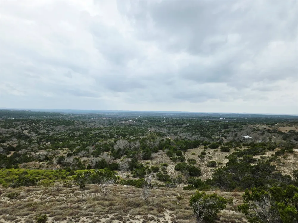 1017 Montell Road Wimberley, TX 78676