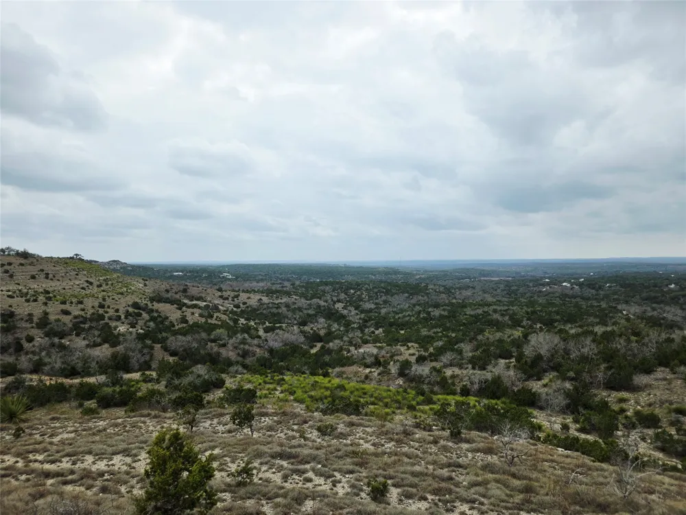 1017 Montell Road Wimberley, TX 78676