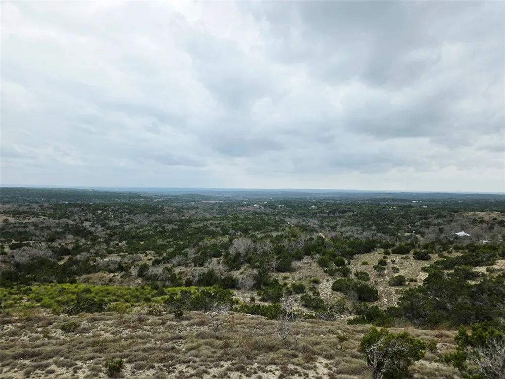 1017 Montell Road Wimberley, TX 78676
