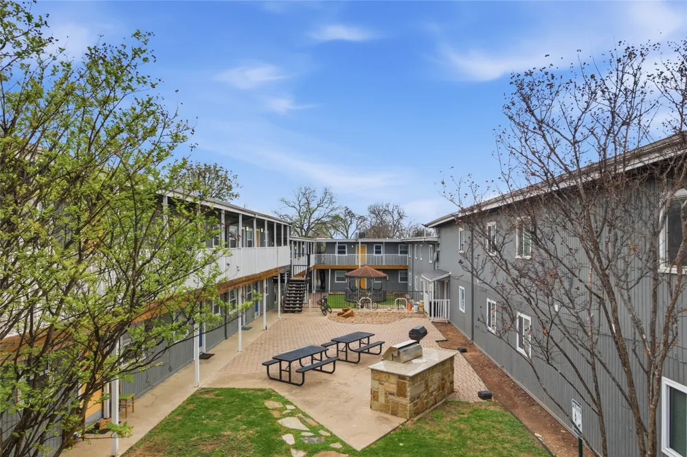 2401 Manor Road #232 Austin, TX 78722