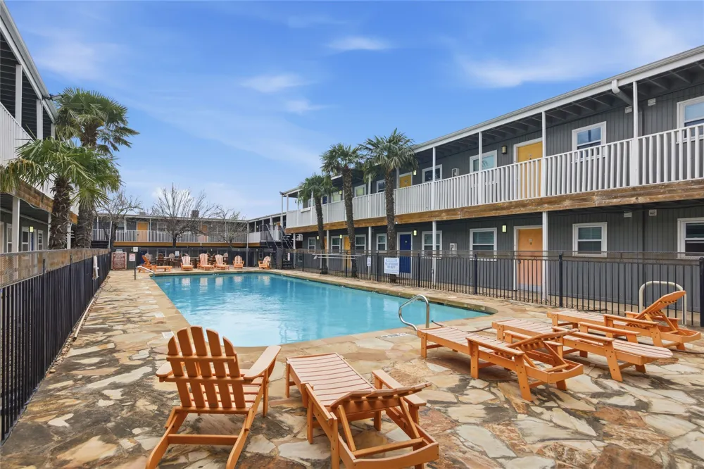 2401 Manor Road #232 Austin, TX 78722