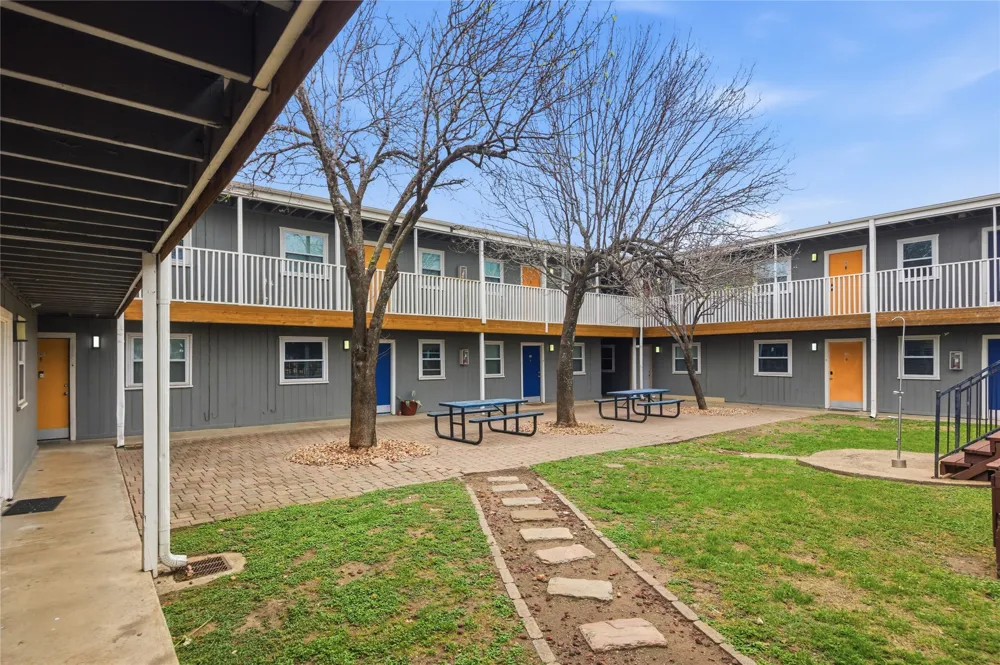 2401 Manor Road #232 Austin, TX 78722