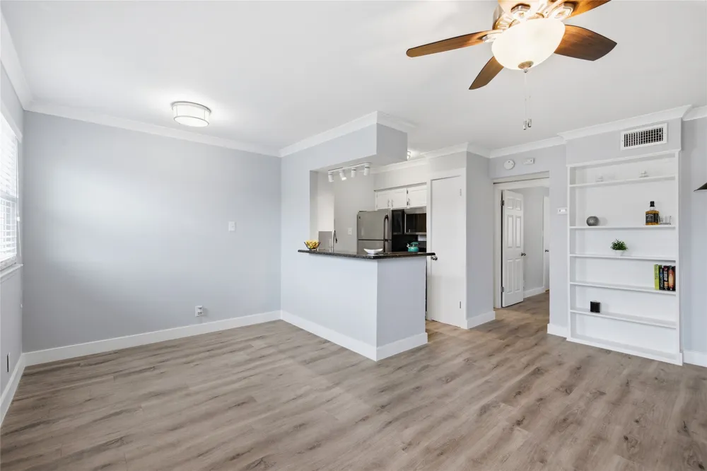 2401 Manor Road #232 Austin, TX 78722