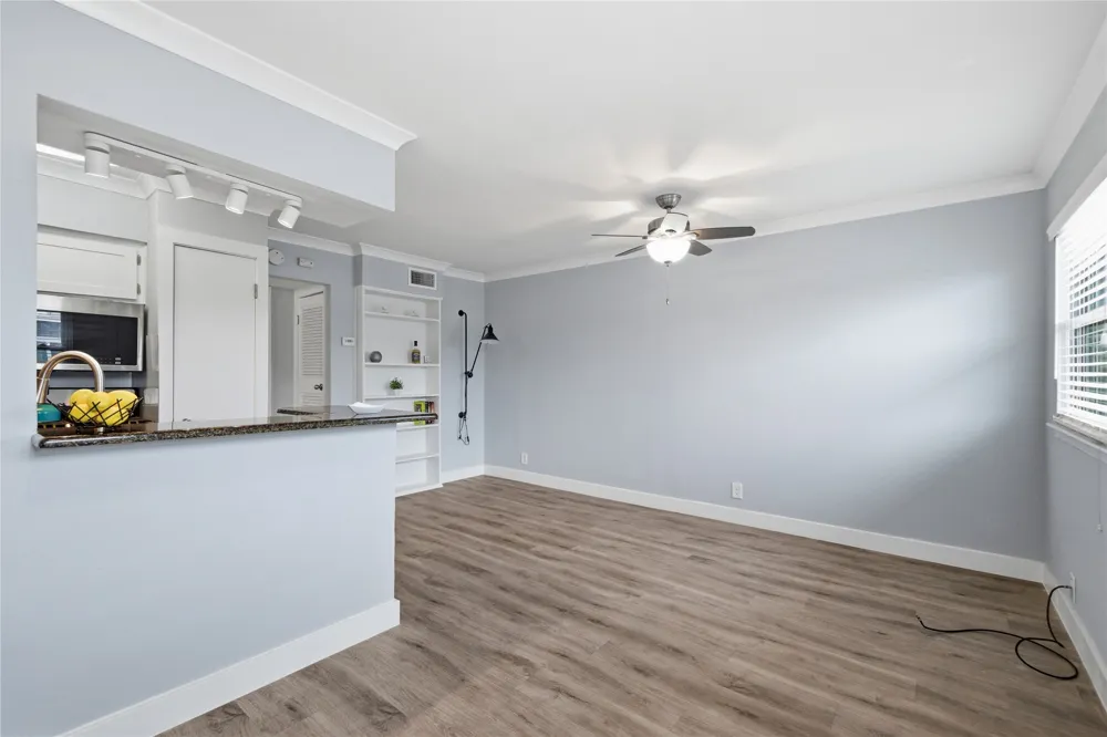 2401 Manor Road #232 Austin, TX 78722