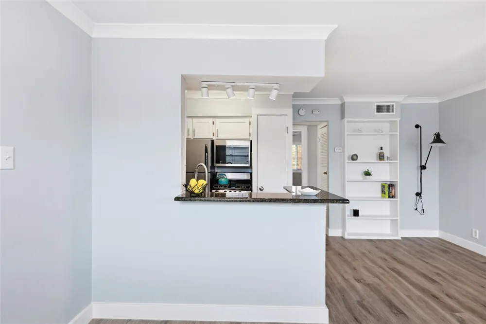 2401 Manor Road #232 Austin, TX 78722