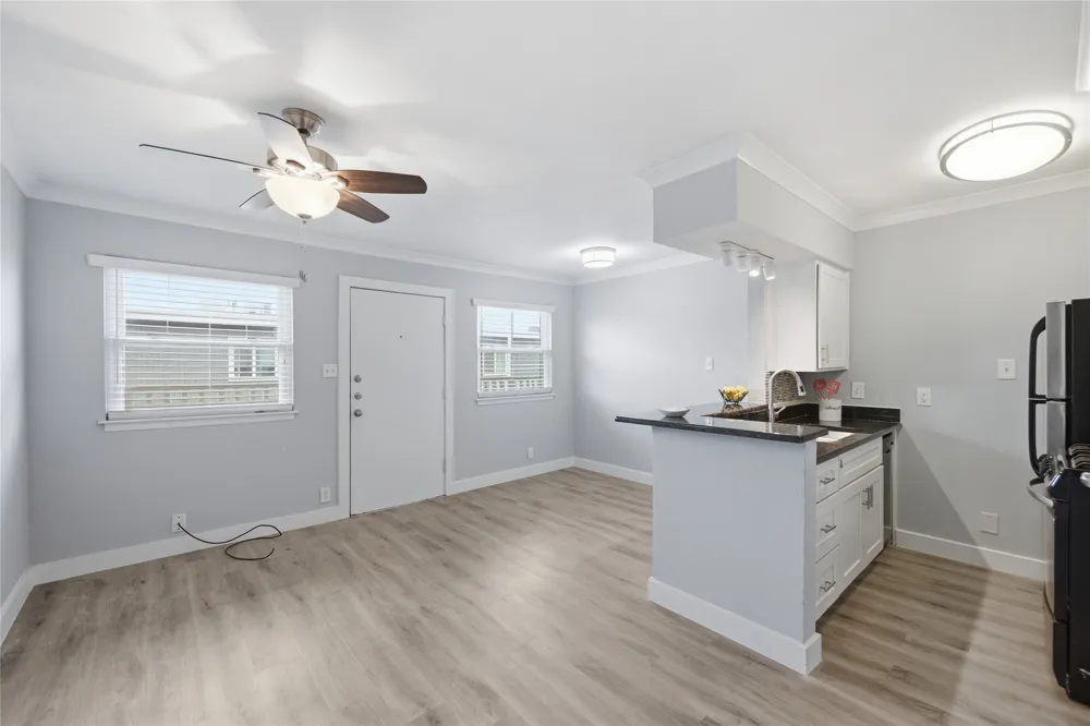2401 Manor Road #232 Austin, TX 78722