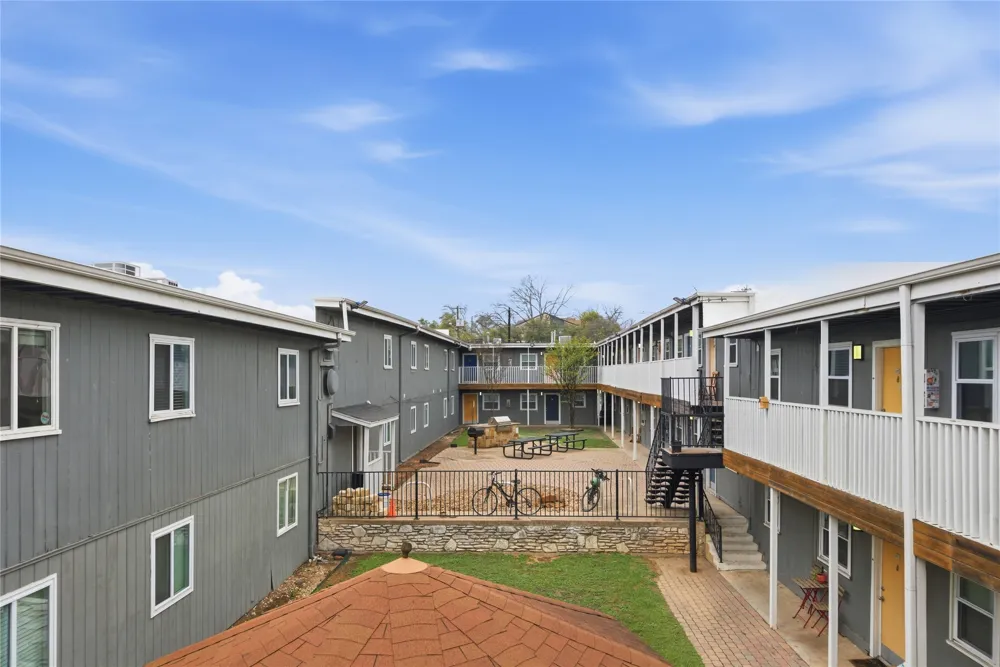 2401 Manor Road #232 Austin, TX 78722